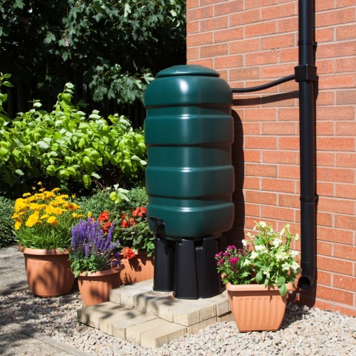 Water Butts & Watering Cans