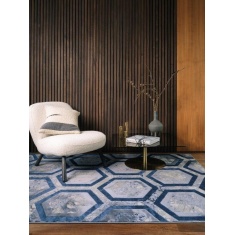 Asiatic Aurora AU19 Machine Woven Rug - Hexagon - Blue/Silver