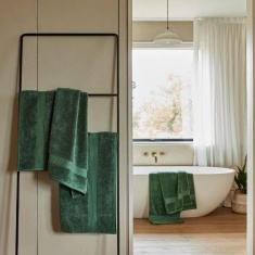 Christy Supreme Towel - Spruce Green Christy Supreme Towel - Spruce Green