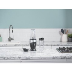 Ninja Nutri QB3001UKS 700W Slim Blender & Smoothie Maker- Black/Silver Ninja Nutri QB3001UKS 700W Slim Blender & Smoothie Maker- Black/Silver