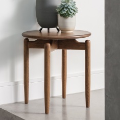 G Plan Marlow Lamp Table - Walnut G Plan Marlow Lamp Table - Walnut