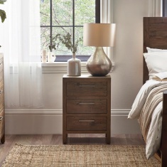 Julian Bowen Heritage 3 Drawer Bedside Julian Bowen Heritage 3 Drawer Bedside