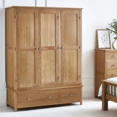 Julian Bowen Mallory 3 Door Wardrobe Julian Bowen Mallory 3 Door Wardrobe