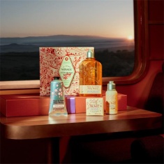 L'Occitane Soft & Delicate Cherry Blossom Collection Gift Set