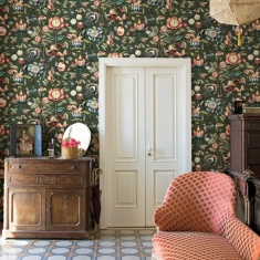 Holden Decor Curios Creatures Wallpaper - Green Holden Decor Curios Creatures Wallpaper - Green