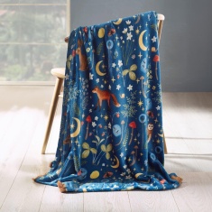 Catherine Lansfield Enchanted Twilight Fleece Throw 130x170cm - Navy Catherine Lansfield Enchanted Twilight Fleece Throw 130x170cm - Navy