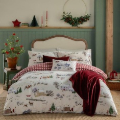 Furn Cotswold Christmas Duvet Set - Cream/Burgundy Furn Cotswold Christmas Duvet Set - Cream/Burgundy
