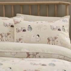 Catherine Lansfield Winter Friends Fleece Duvet Set - Natural Catherine Lansfield Winter Friends Fleece Duvet Set - Natural