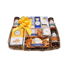Downtown Large Luxury Food Hamper Downtown Large Luxury Food Hamper