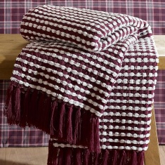 Catherine Lansfield Stab Stitch Throw 125x150cm - Plum Catherine Lansfield Stab Stitch Throw 125x150cm - Plum