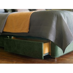 Hypnos Clevedon Deluxe Mattress & Divan Set Hypnos Clevedon Deluxe Mattress & Divan Set