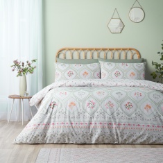 Catherine Lansfield Cameo Floral Duvet Set - Soft Green Catherine Lansfield Cameo Floral Duvet Set - Soft Green