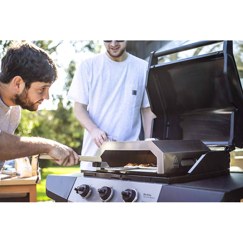 Berkley 3 outlet burner gas barbecue