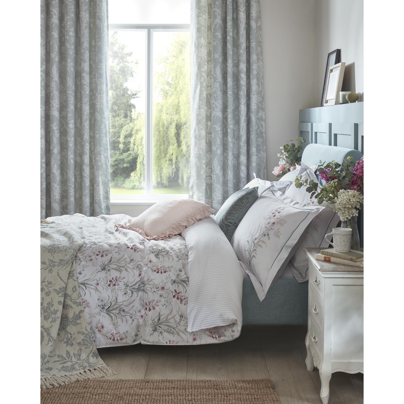 Laura Ashley Mosedale Posy Duvet Cover Set - King In GreenPinkBlue