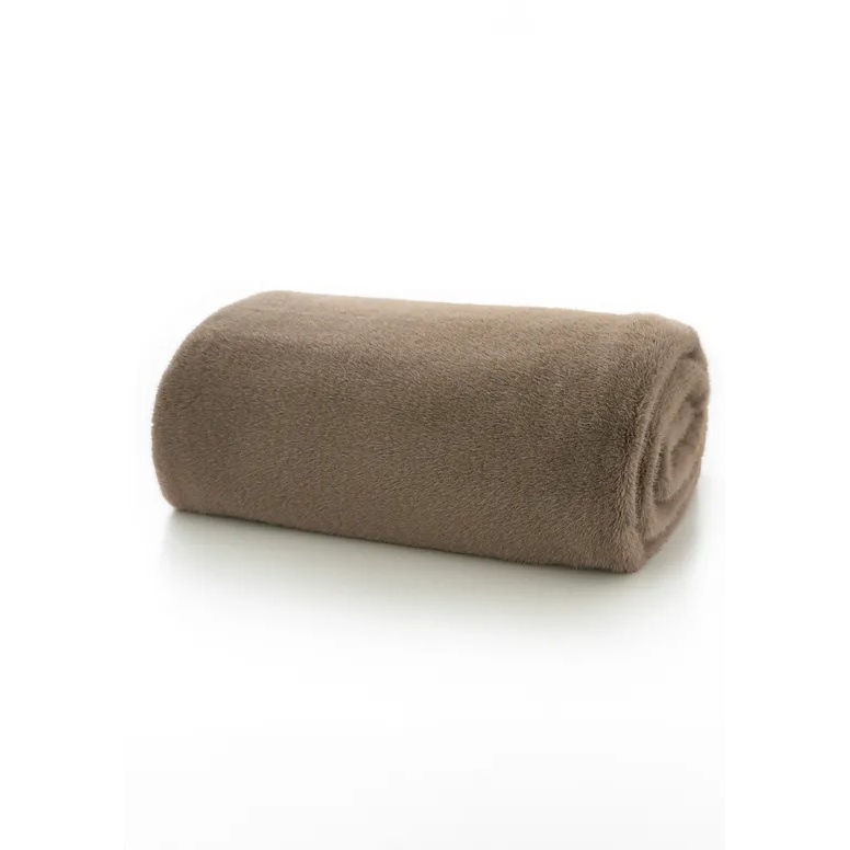 Deyongs Ashford Supersoft Faux Fur Throw - Fawn