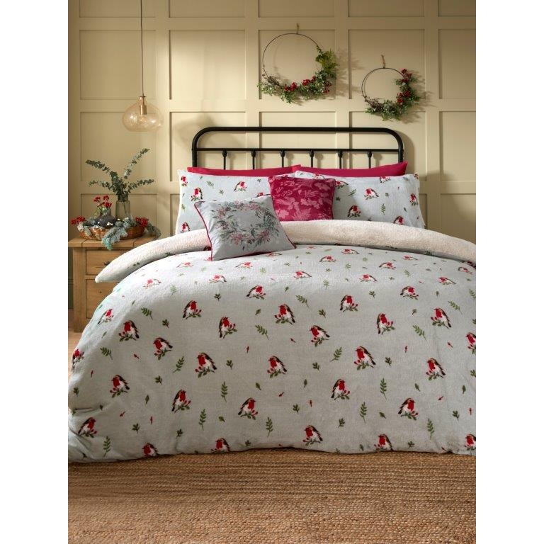 Dreams & Drapes Winter Robin Fleece Duvet Set