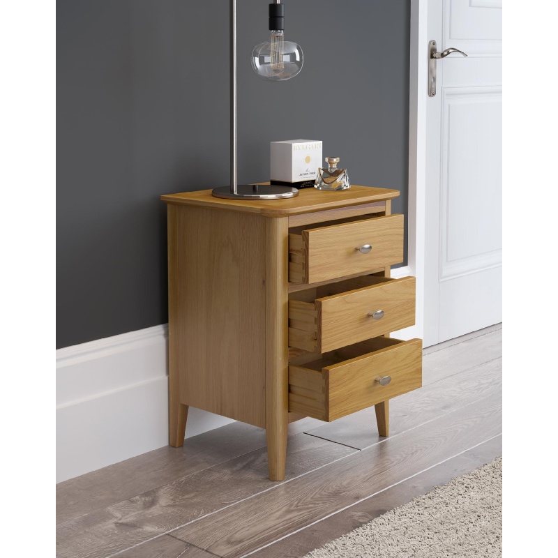 Hardwick Oak Bedside Chest