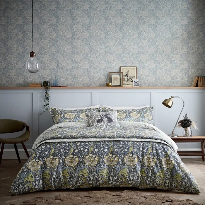 Morris & Co Kennet Indigo & Gold Duvet Set