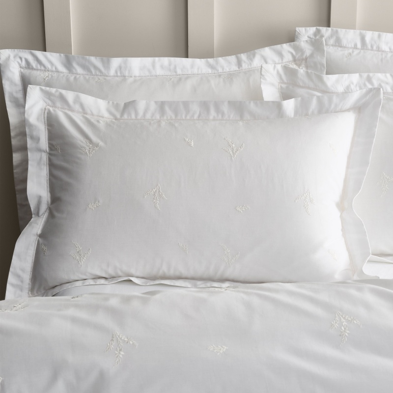 Bianca Bianca Lottie Embroidery Oxford Pillowcase - White